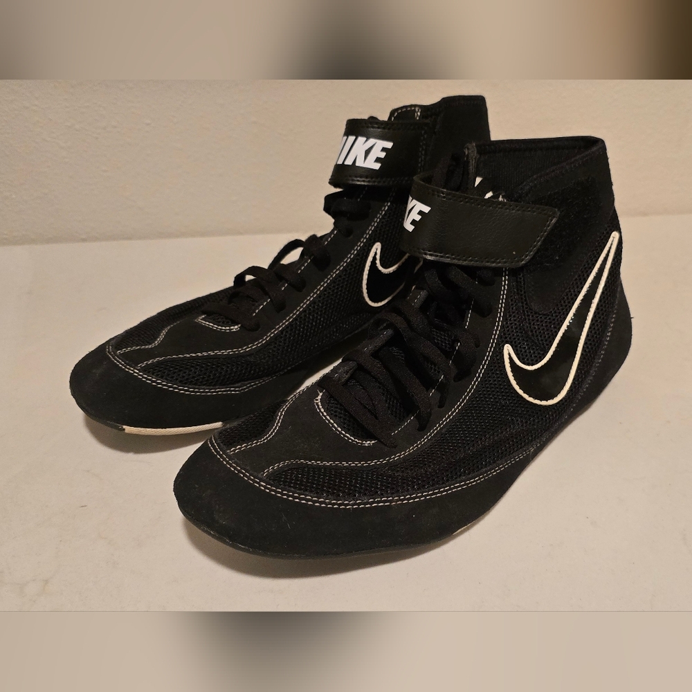 Nike Wrestling Shoes ~ Speedsweep Vii Mens Size 10.5 ~ GUC Fast Ship!